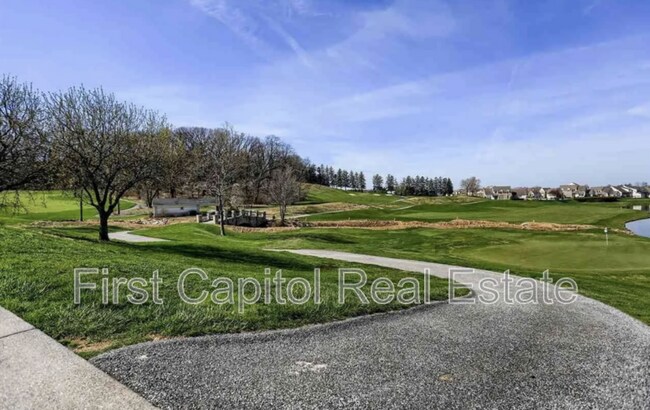 Building Photo - 923 Stonehaven Way