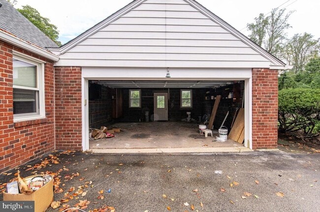 Building Photo - 1569 County Line Rd