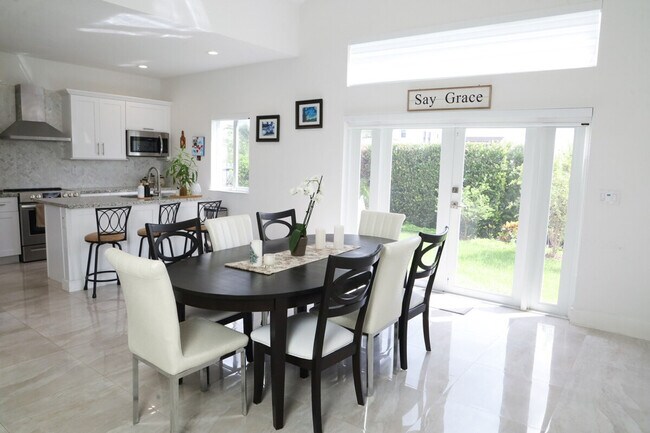 Building Photo - 14758 SW 39th Terrace