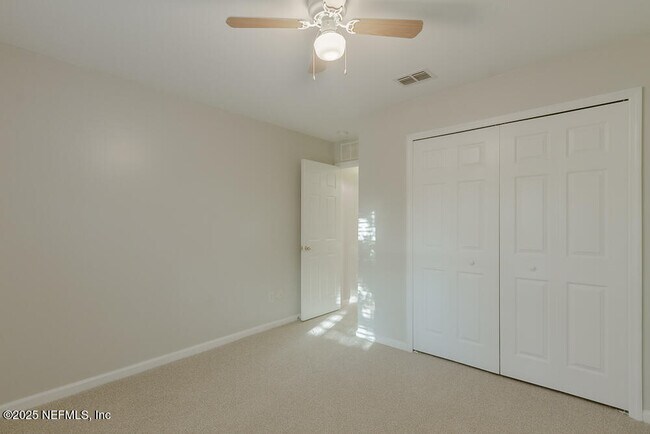 Building Photo - 8038 Welbeck Ln