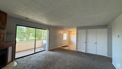 Building Photo - Spacious 2-bedroom Condo available in Aurora