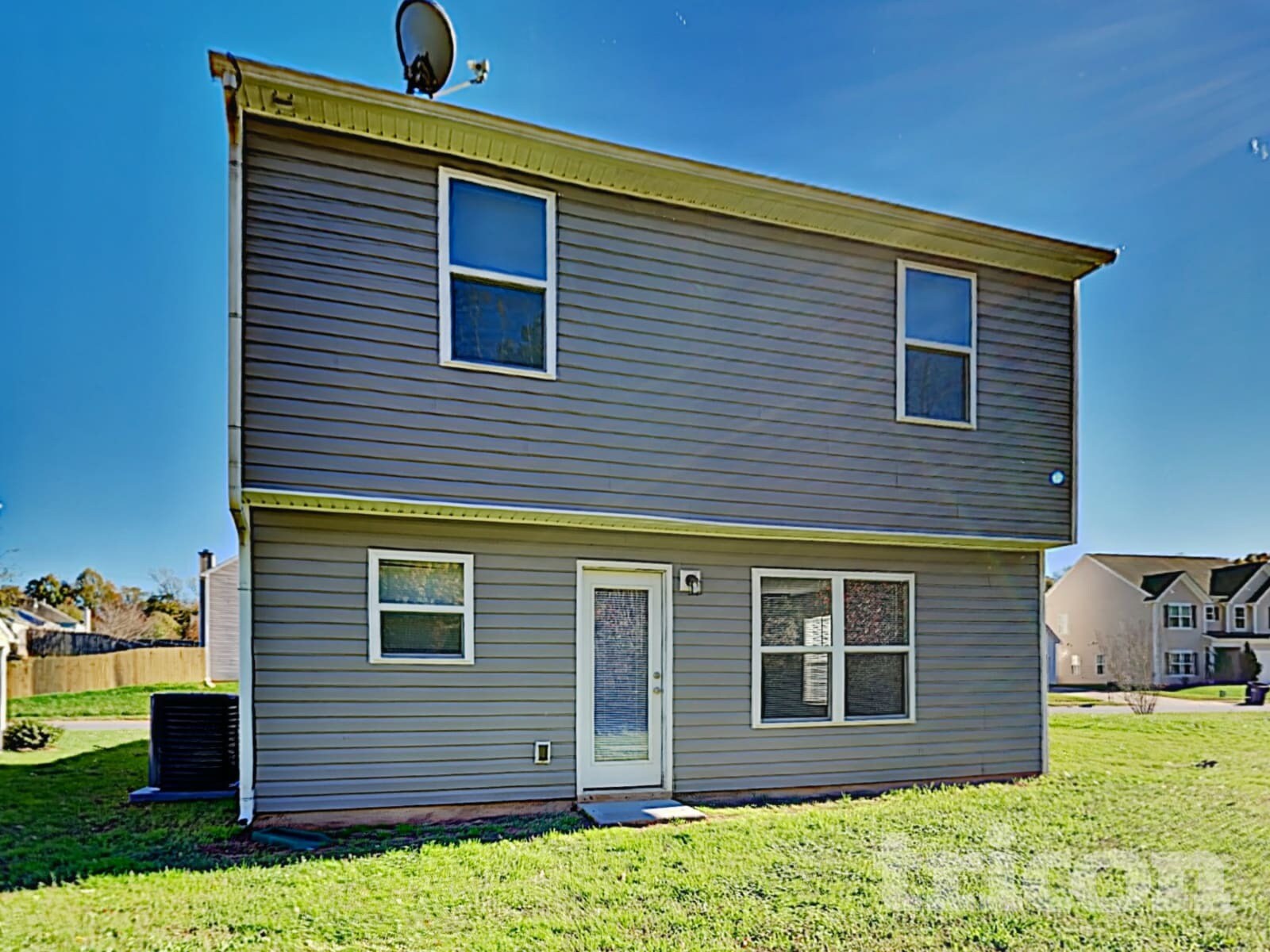 Building Photo - 9415 Bradstreet Commons Way