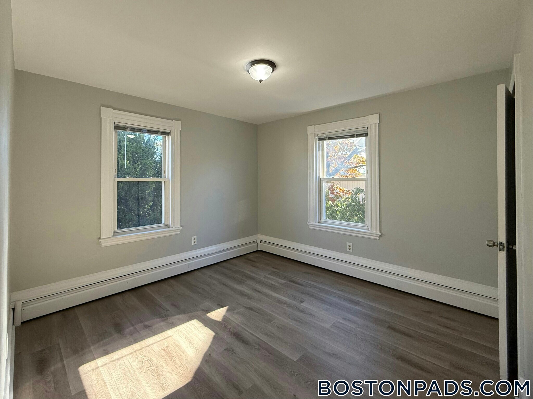 Building Photo - 6 Swetts Ct