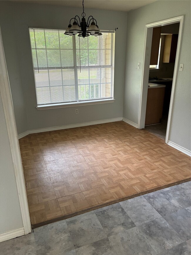 Building Photo - 47 Jackson Rd