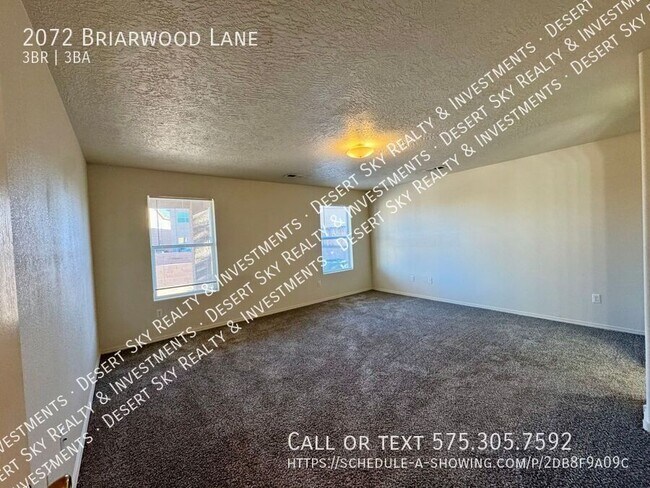 Building Photo - 2072 Briarwood Ln