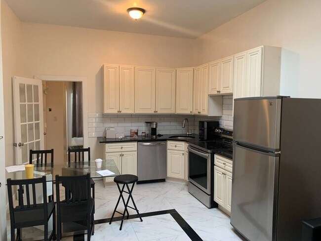 Building Photo - 254A Saratoga Ave
