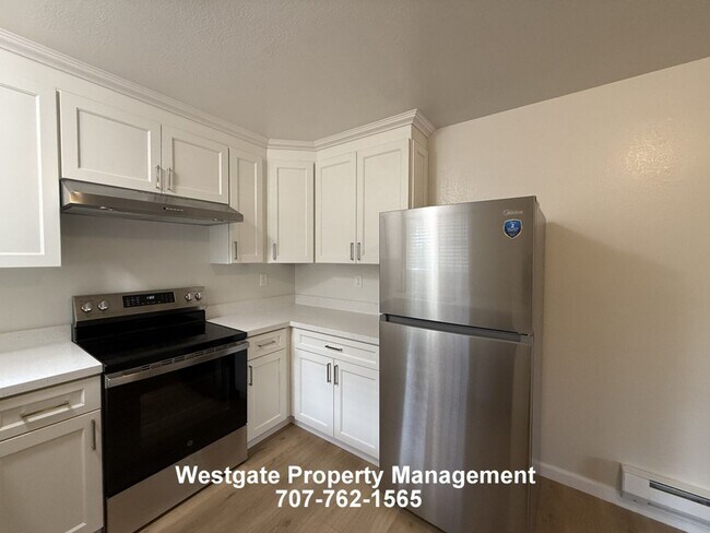 Building Photo - 714 I St