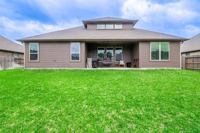 Building Photo - 31219 Gullwing Manor Dr