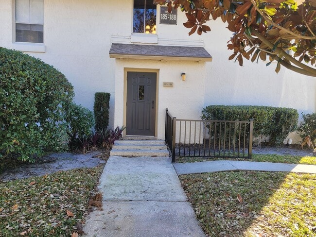 Building Photo - FOR RENT!!! BEAUTIFUL AND SPACIOUS 1 BED 1 BATH CONDO (FIRST FLOOR)...