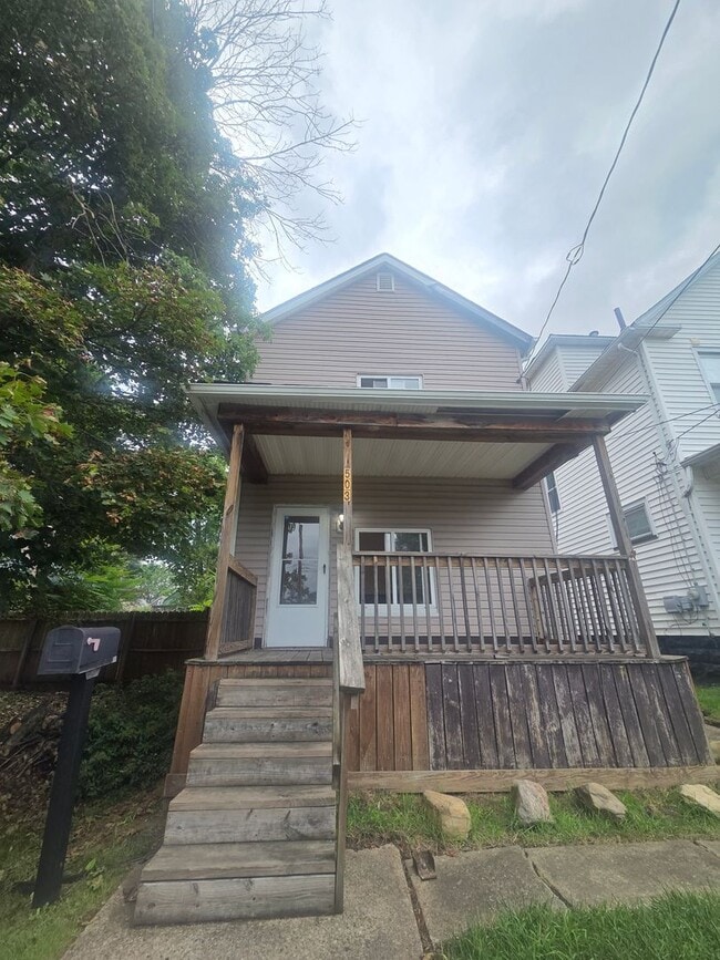 Building Photo - 503 Hamilton Ave