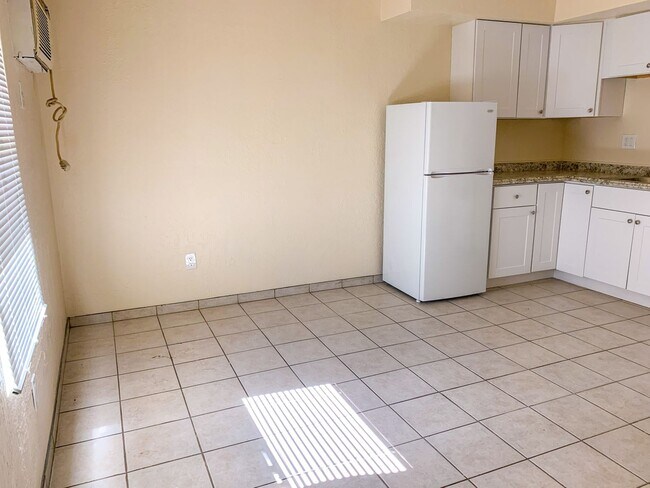 Interior Photo - Casa dos Santos