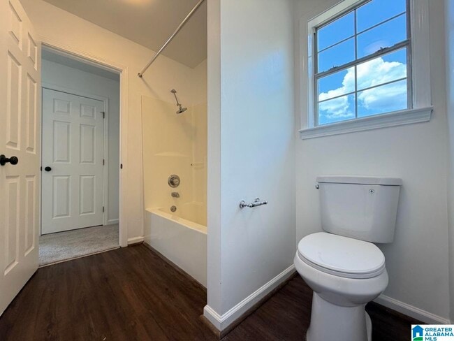 Building Photo - 1458 Amberley Woods Dr