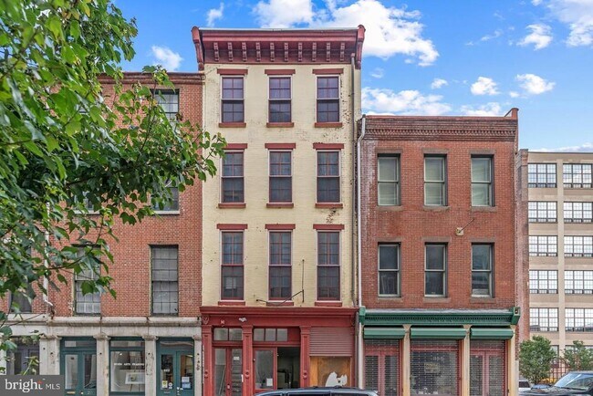 Building Photo - 253 N 3rd St