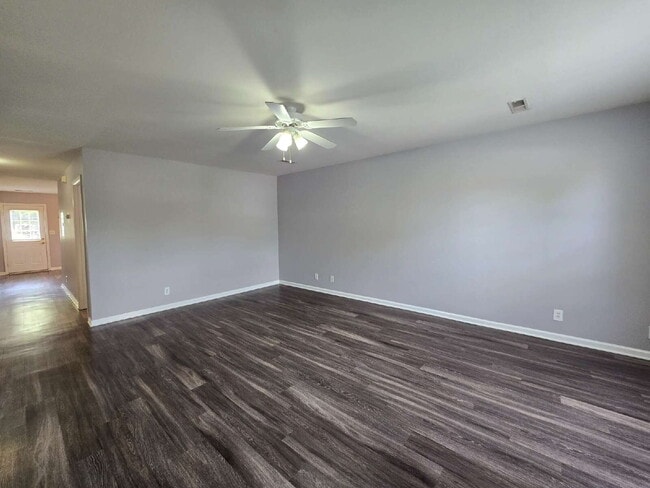 Building Photo - 257 Executive Ave