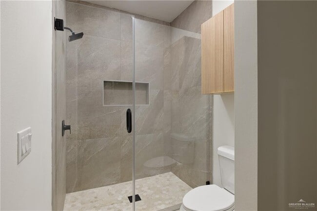 Building Photo - 19 S K Center St