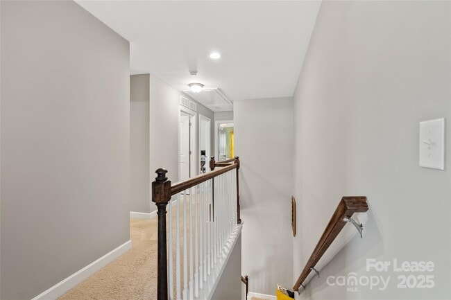 Building Photo - 5732 Lachlan Hill Ln