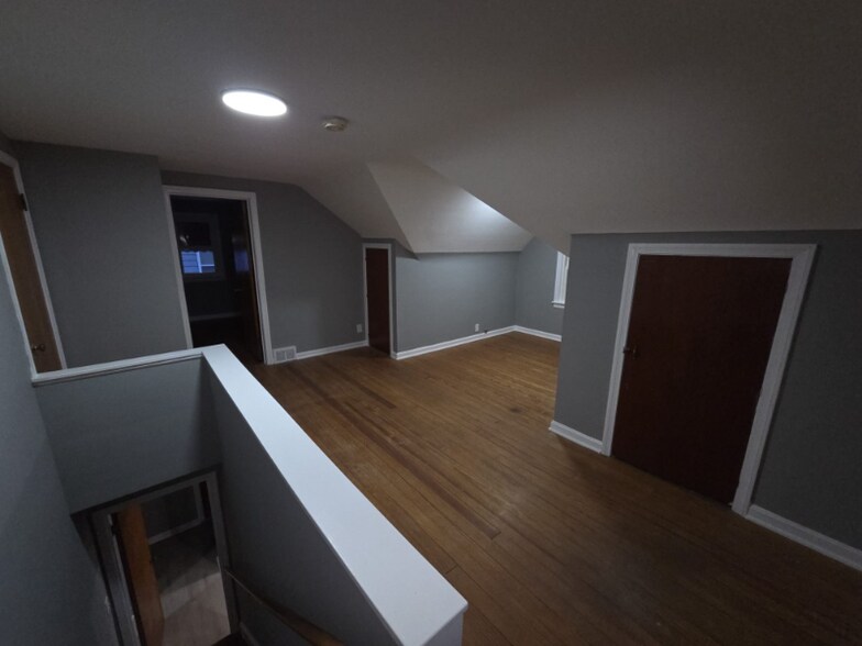 Building Photo - 4493 Telhurst Rd