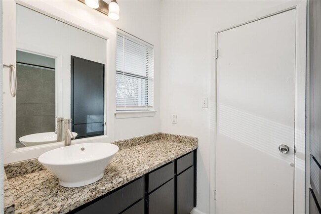 Building Photo - 5304 Indio Cove