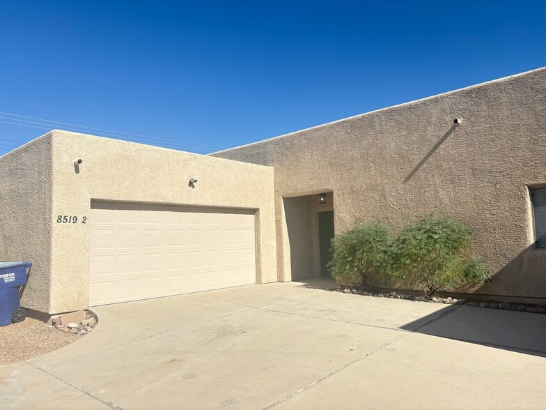 Building Photo - 8519 E Seabury Ct