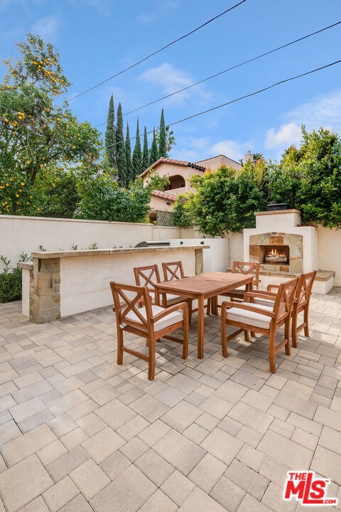 Building Photo - 4419 Clybourn Ave