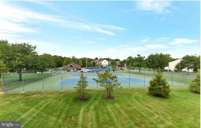 Building Photo - 64 Drewes Ct
