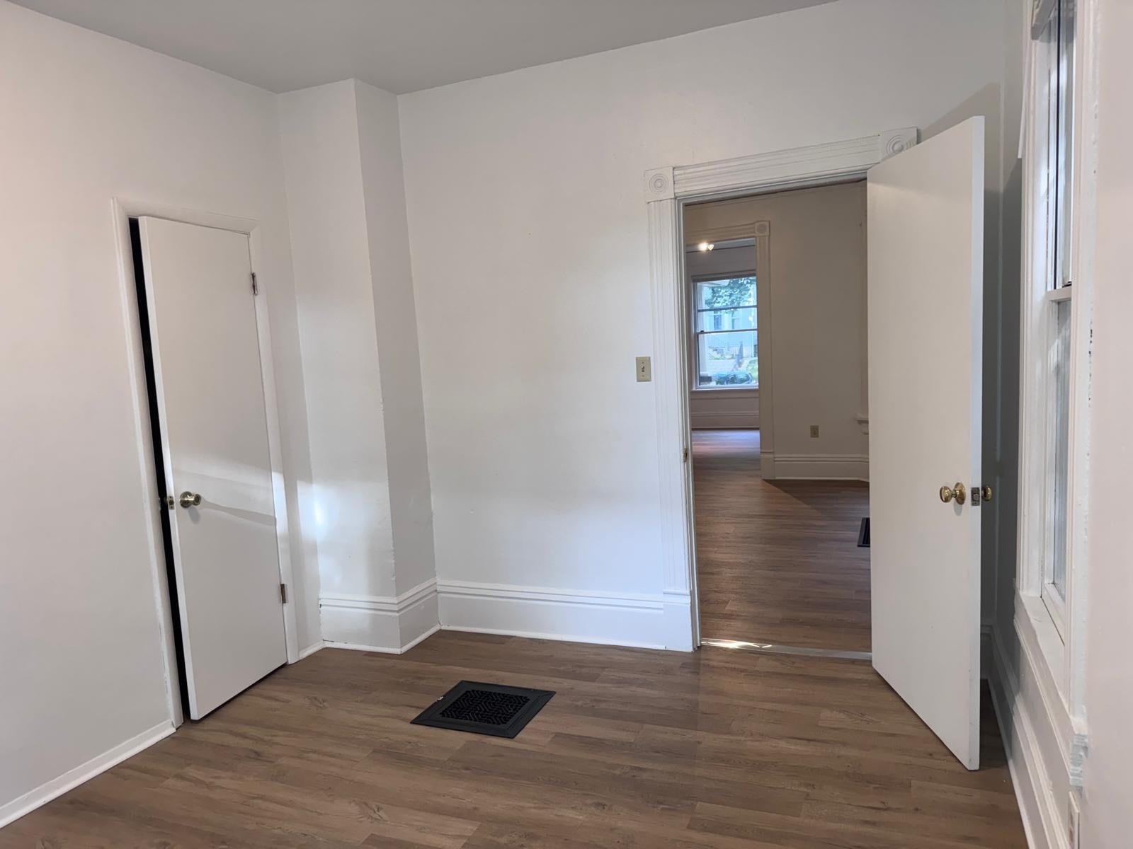 Building Photo - 2577 N Frederick Ave