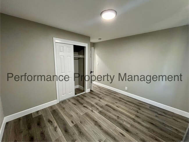 Building Photo - Charming 3 Bed/2 Bath Remodeled Home in Sh...