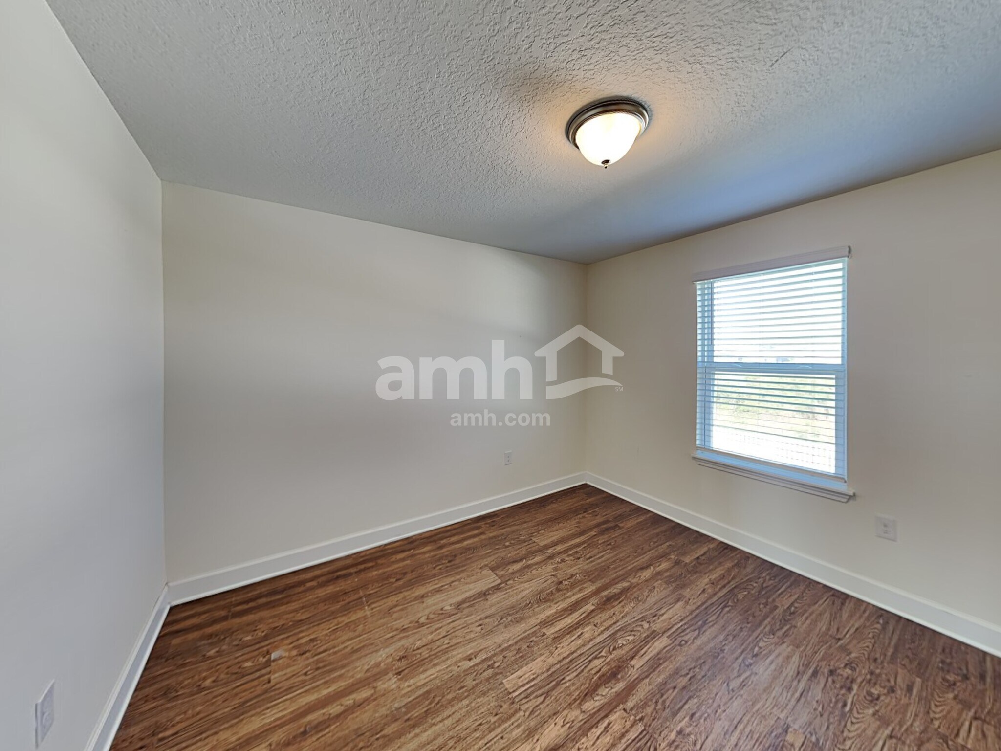 Building Photo - 37778 Dusty Saddle Ln