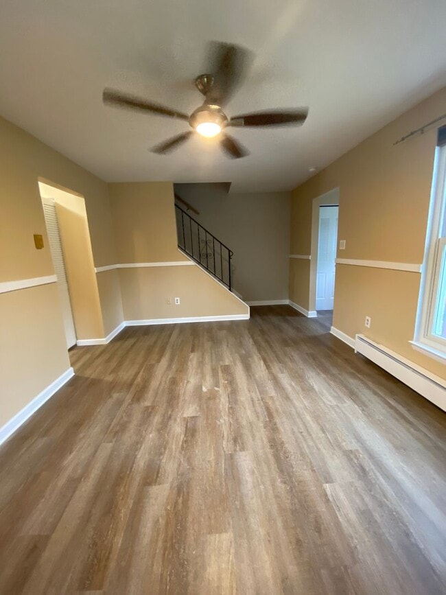 Building Photo - Attractive 3 Bedroom 1.5 Bath home in Mt. ...
