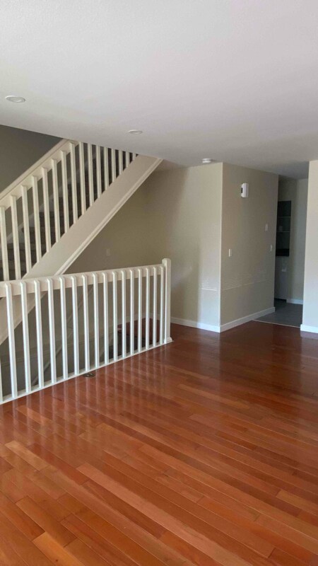 Building Photo - 930 W 133rd Cir