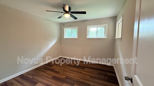 Building Photo - 42 Bagwell Dr