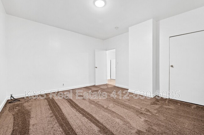 Building Photo - 30 Woodville Ave