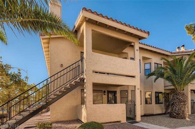 Building Photo - 1109 N Buffalo Dr