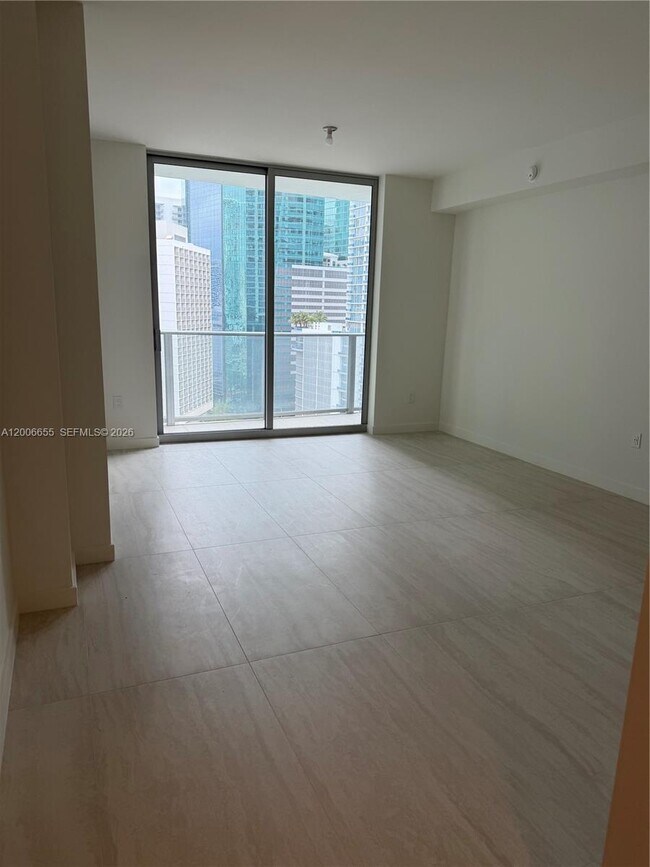 Building Photo - 77 SE 5th St