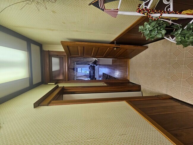 Building Photo - 1132 W Wrightwood Ave