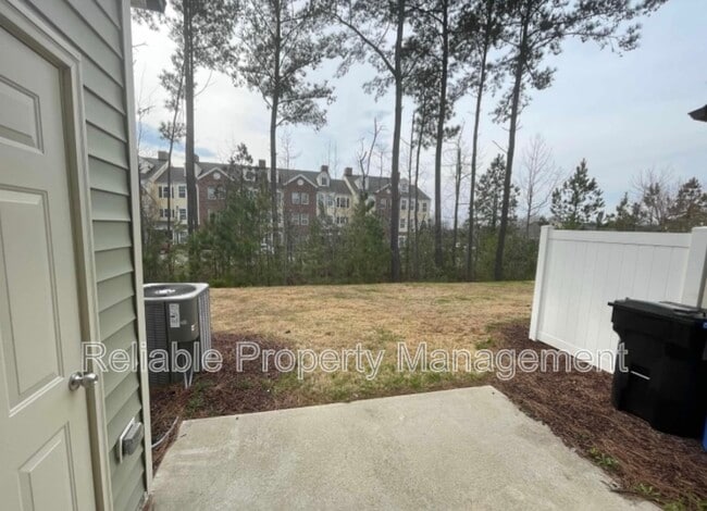 Building Photo - 1015 Grand Ridge Dr