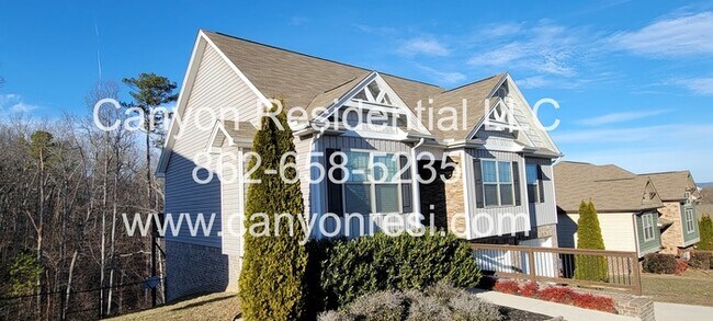 Building Photo - 7451 Pfizer Dr