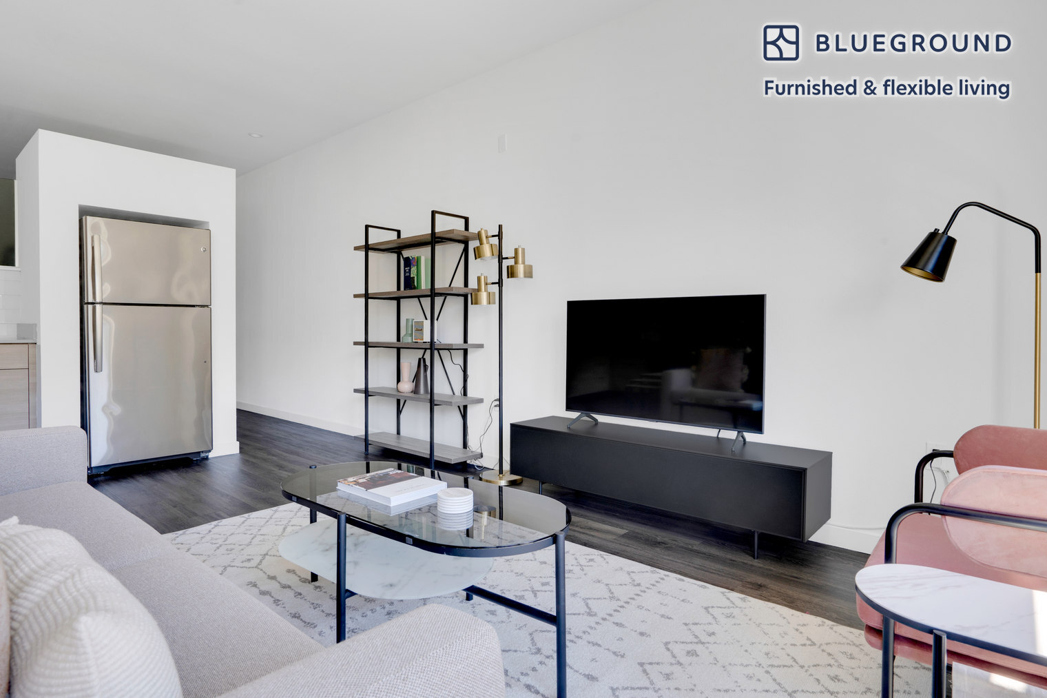 Building Photo - 2000 Fifth Street-SI FL4-ID1059