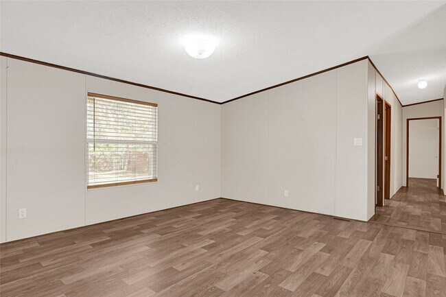 Building Photo - 18565 Huckleberry Ln