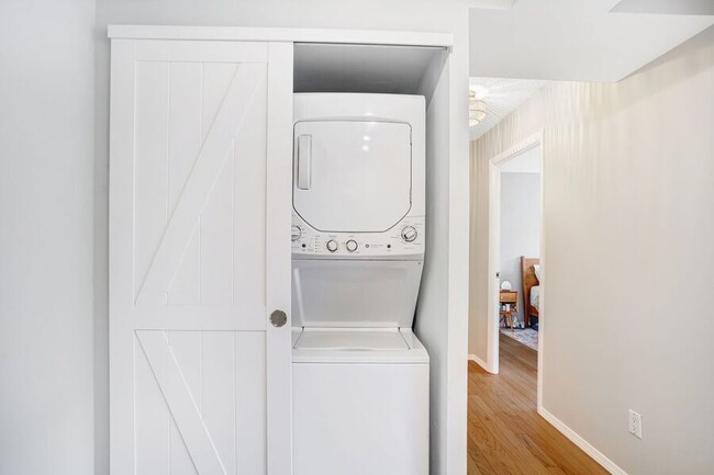 Building Photo - 1245 13th St NW