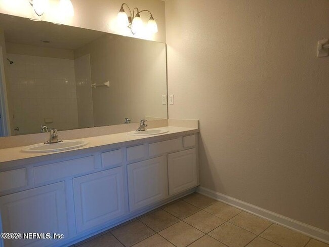 Building Photo - 13366 Stone Pond Dr