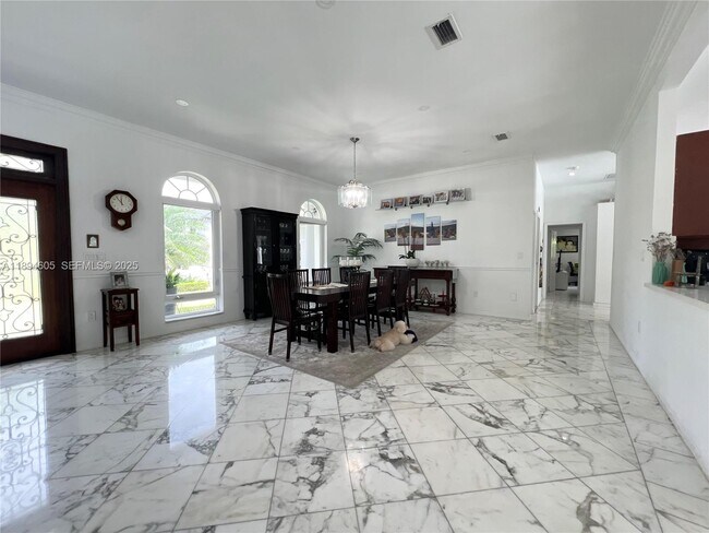 Building Photo - 4934 NW 94th Doral Pl