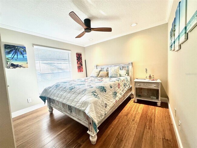 Building Photo - 14622 Pinecrest Dr