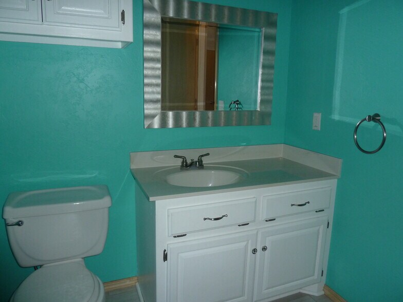 bathroom 1 - 505 NW 174th St