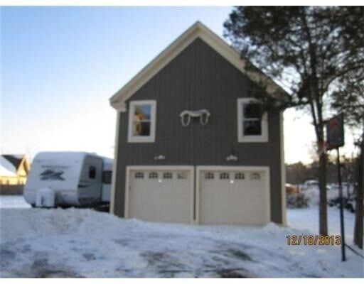 Building Photo - 414 E Central St