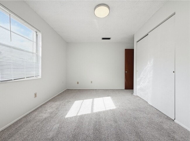 Building Photo - 3/2 Home in College Park