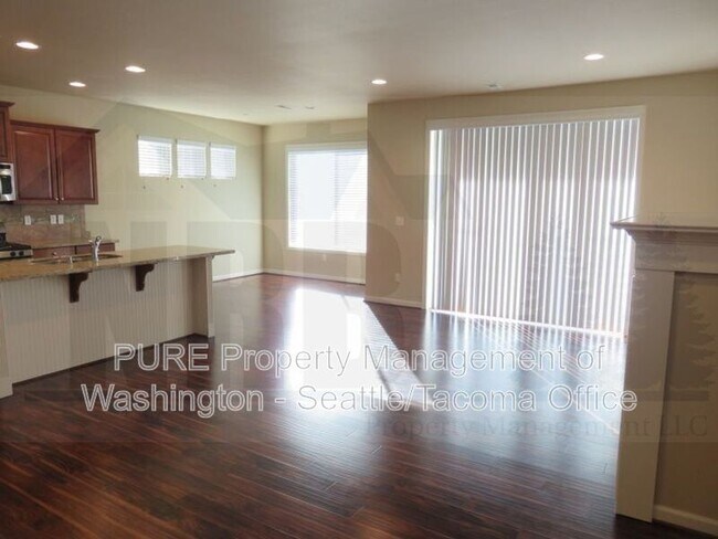 Building Photo - 7920 164th St E