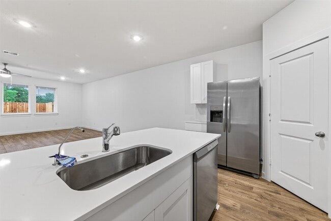 Building Photo - 28142 Meadowlark Sky Dr