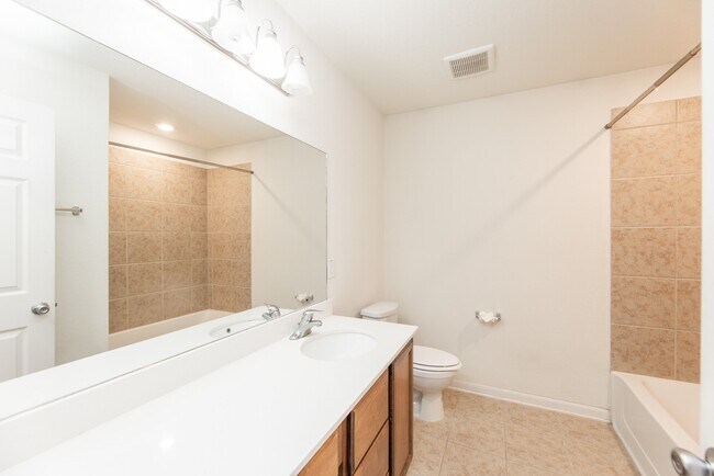 Building Photo - 25342 Briscoe Village Dr