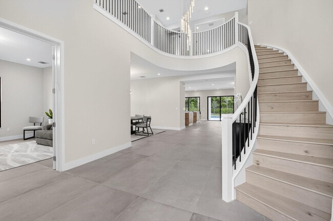Building Photo - 8521 Ganton Dr
